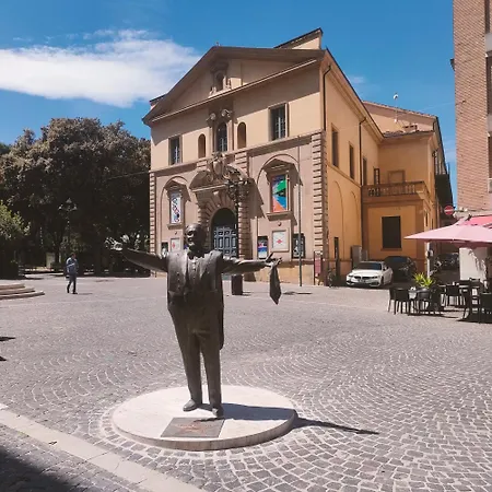 Il Nido Di Silvia A Due Passi Dal Teatro Rossini Pesaro