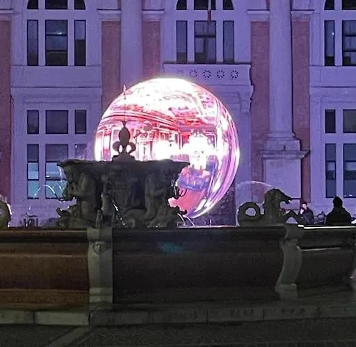 Il Nido Di Silvia A Due Passi Dal Teatro Rossini Πέζαρο