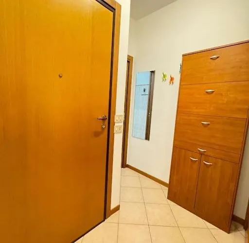 Il Nido Di Silvia A Due Passi Dal Teatro Rossini *