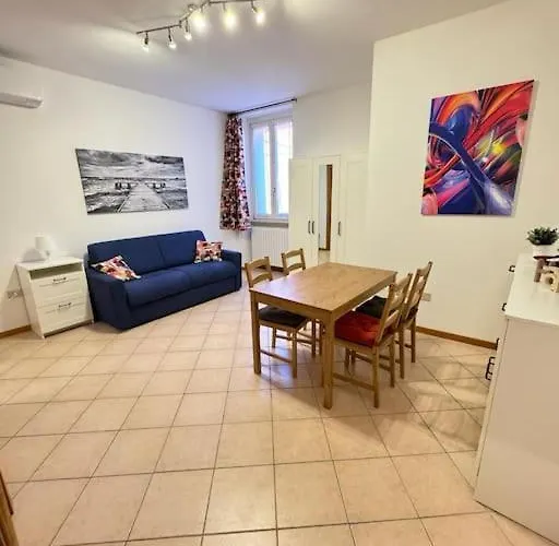 Il Nido Di Silvia A Due Passi Dal Teatro Rossini Appartement Pesaro